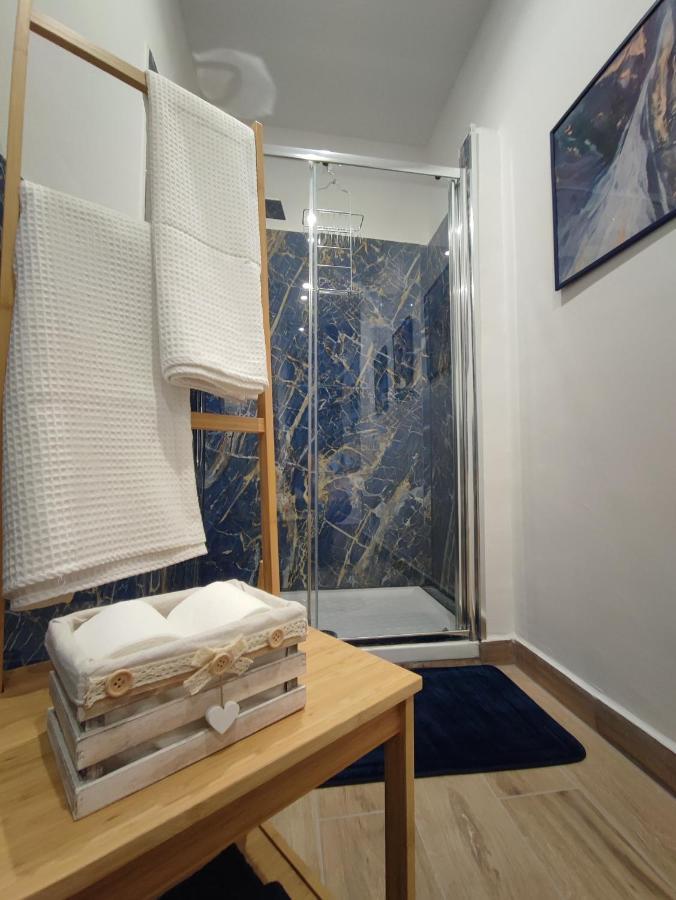 La Casa Sui Tetti Apartment *